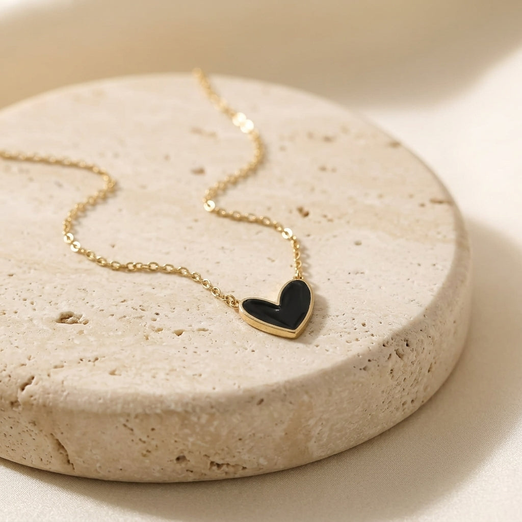 Black Heart Pendant Necklace – Gold Tone