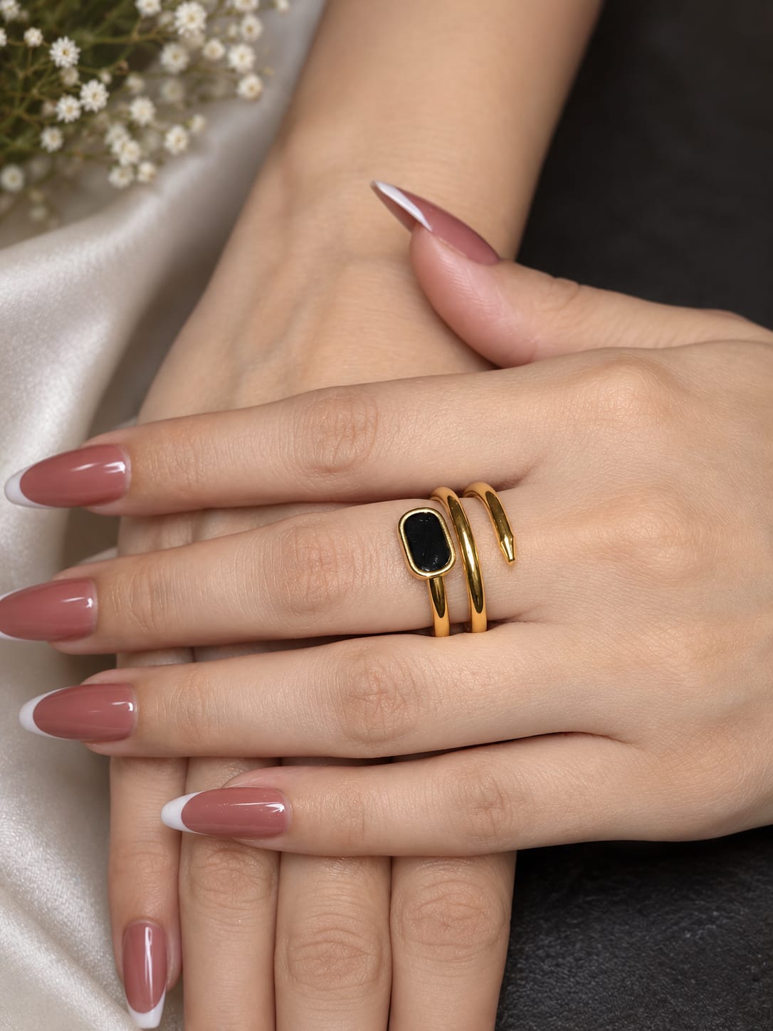 Elegant Gold-Tone Black Stone Spiral Ring for Women