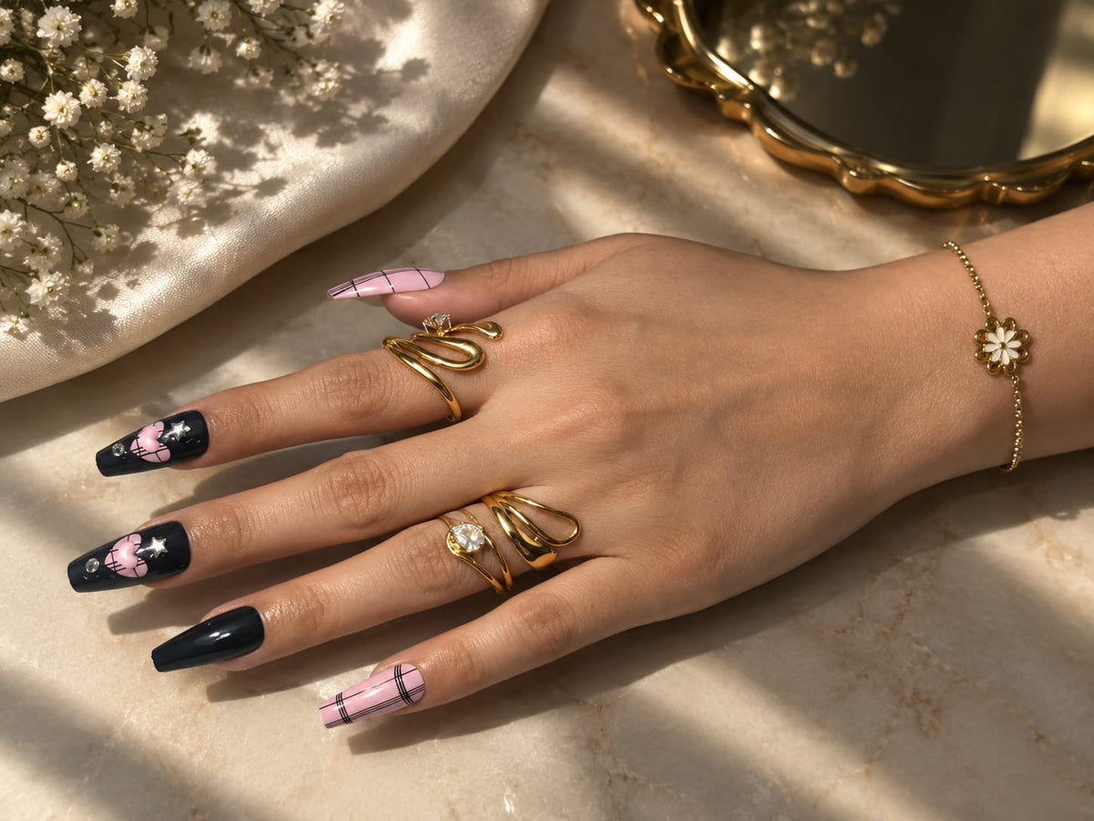 Elegant Gold-Tone Bow Rings for Women