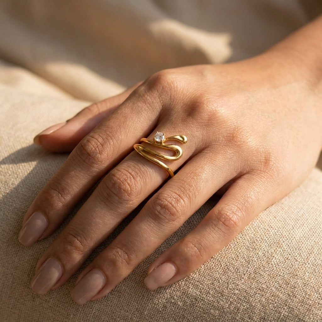 Elegant Gold-Tone Bow Rings for Women